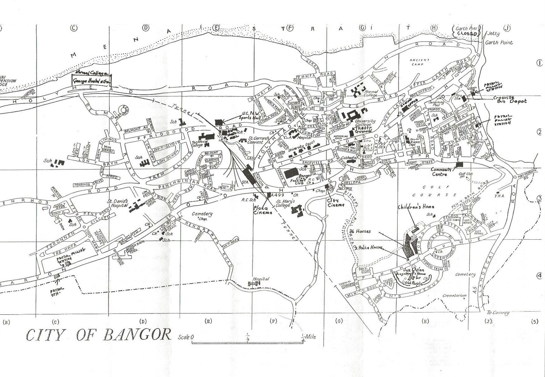 City of Bangor Guide - Llawlyfr Dinas Bangor (Paperback) -Map Front